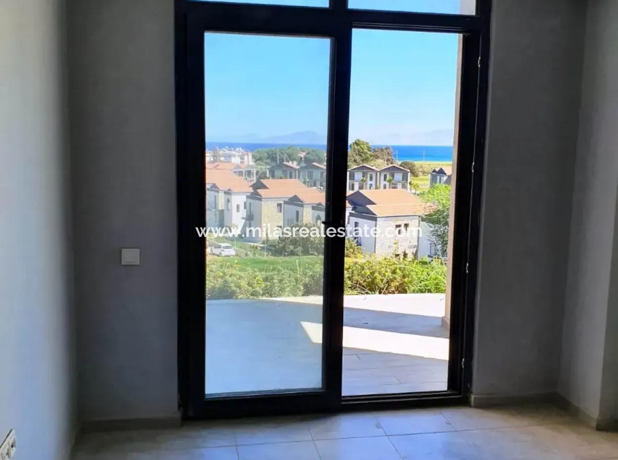 2 1 Luxus-Apartments Stehen Zum Verkauf In Der Website Mit Pool Mit Blick Auf Das Meer In Data Pier Nachbarschaft.