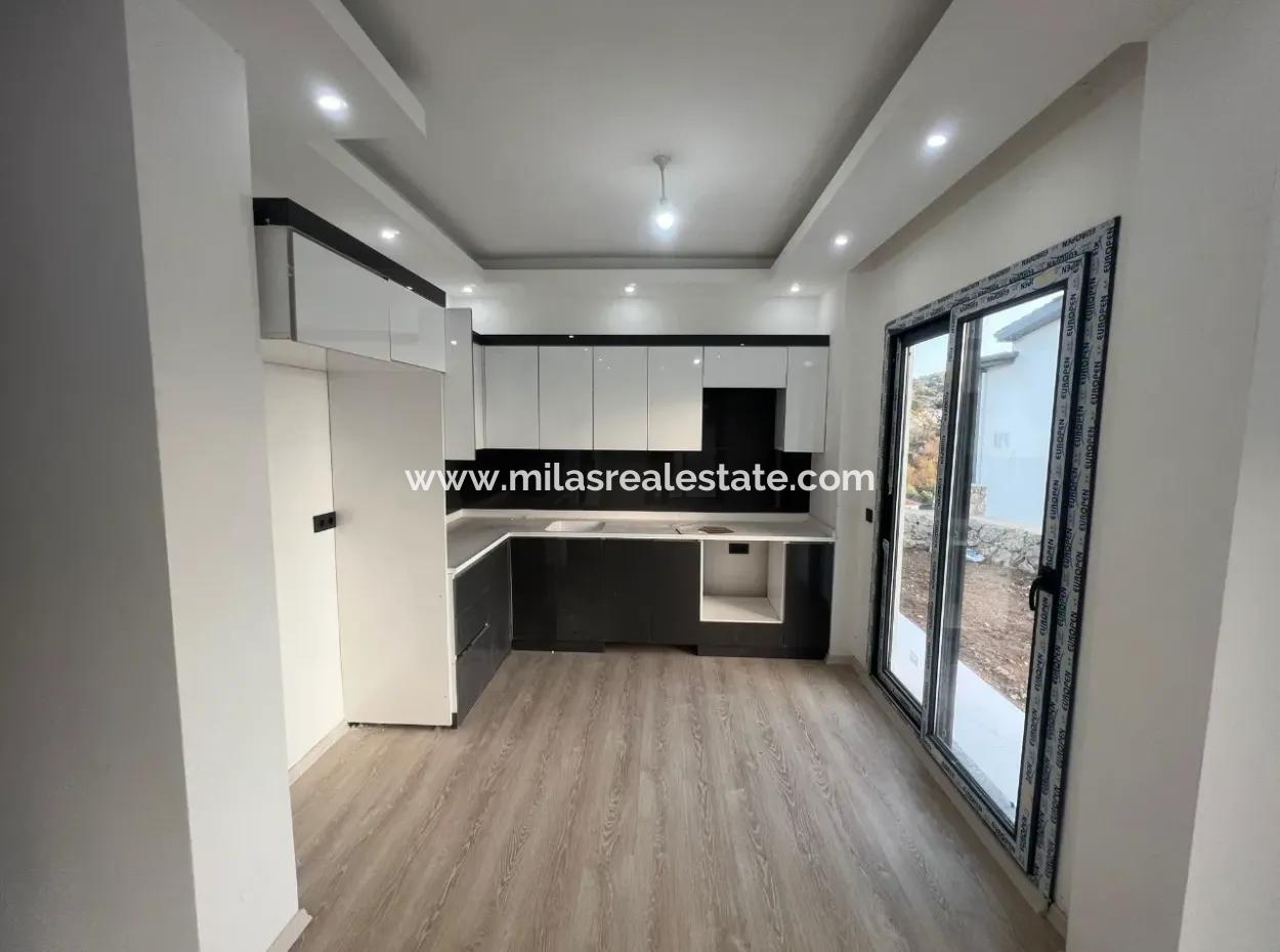 Villa Zum Verkauf In Marmaris Bozburun Nachbarschaft Mit Meerblick, Freistehendem Garten, Parkplatz