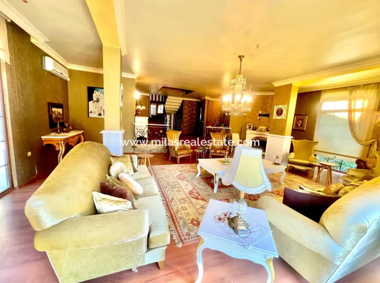 900M2 Landanteil Verfügbar In Marmaris Armutalan Gebiet, 4 Zimmer, 2 Wohnzimmer, 5 Badezimmer, 450M2 Villa Zum Verkauf