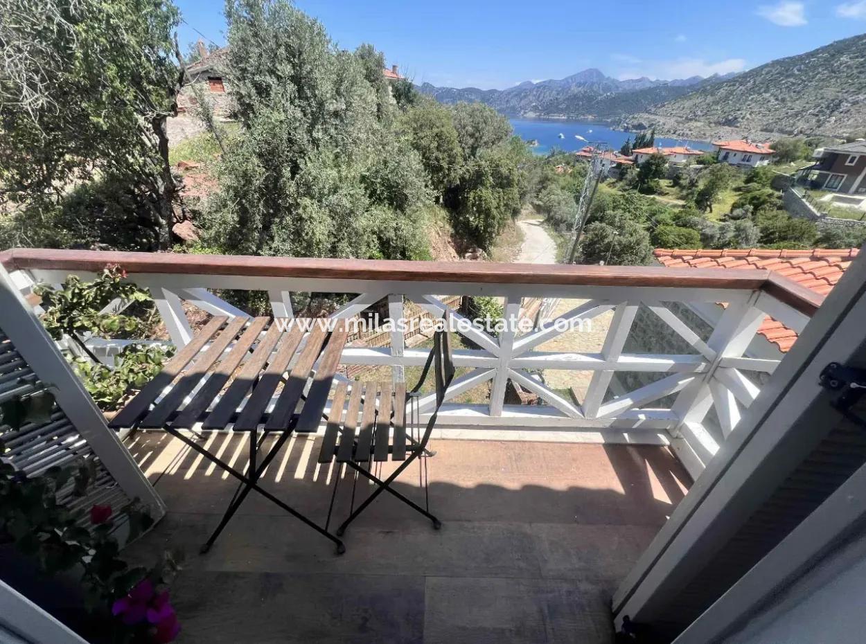 3 Zimmer 1 Wohnzimmer 140M2 2 Villen Zum Verkauf Mit Pool Mit Herrlichem Meerblick Im Viertel Selimiye Im Bezirk Marmaris
