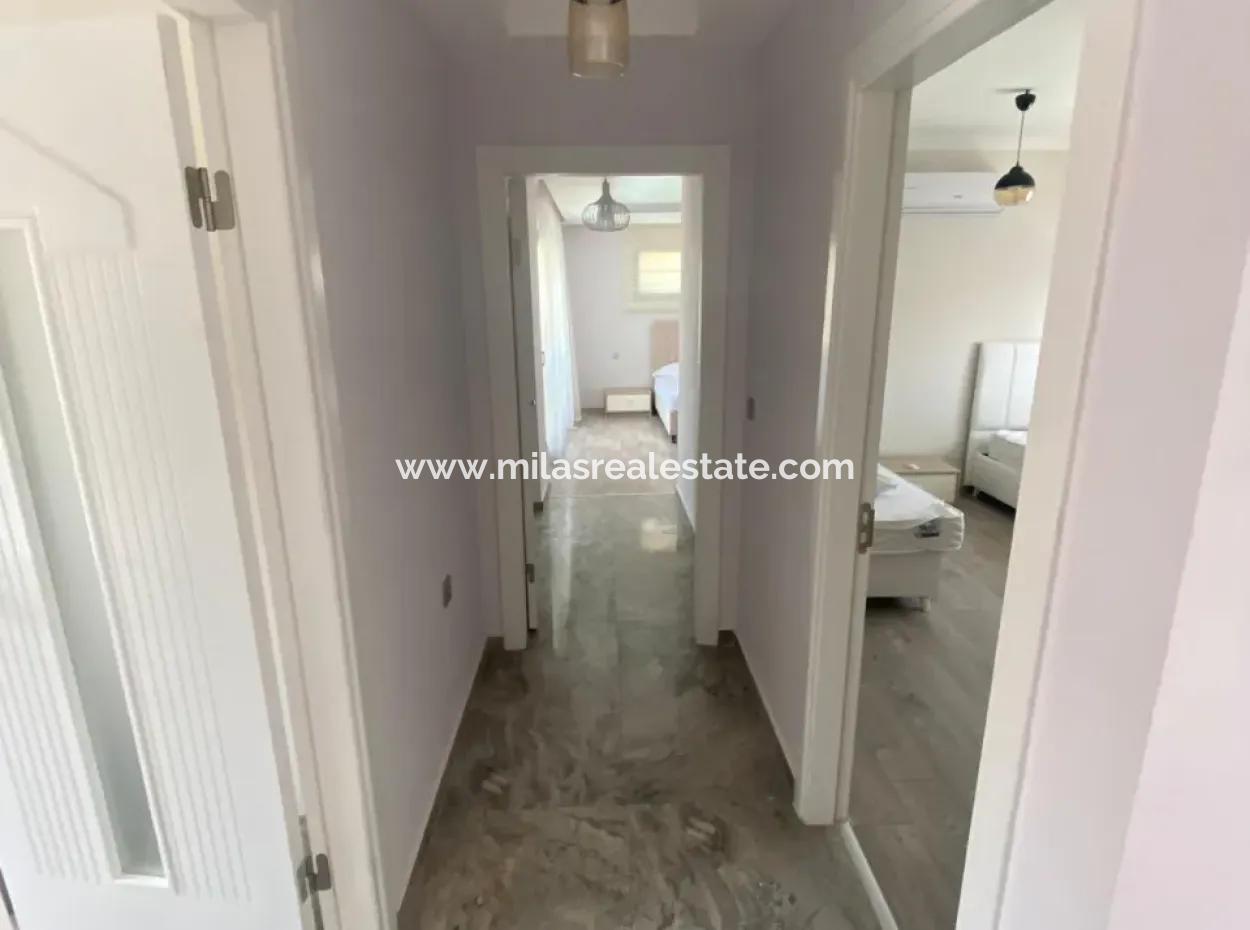 Marmaris Çamdibi 5 1 Voll Freistehende Pool, Möblierte Dreifachvilla Zu Mieten