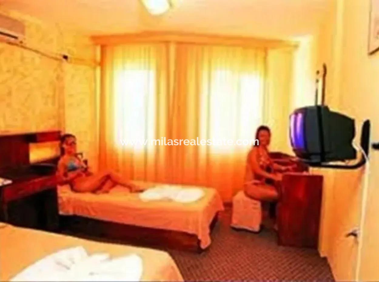 50 Zimmer-Hotel Zum Verkauf In Marmaris Zentrum