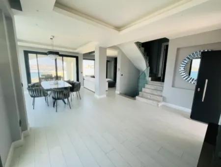 ???????? Luxuriöse Triplex-Villa Nur Wenige Schritte Von Der Yalıkavak Marina Entfernt!