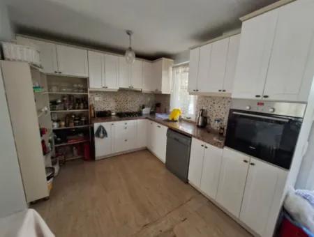 Armutalan Neighborhood 3÷1 Freistehendes Dreifachhaus Zum Verkauf