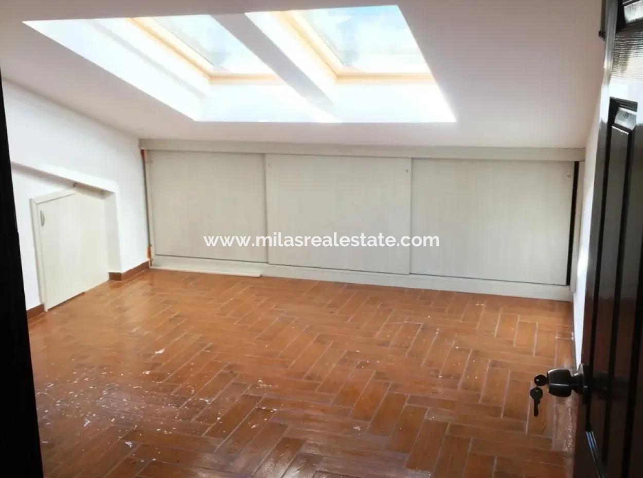 10 Bedroom 2 With Pool In The Centre Of Marmaris.2500M2 Plot Is For Sale In Our Estate.