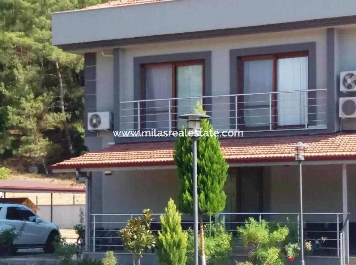 Built On A Plot Of 7000M2 In Marmaris, 8 Room Ranch House Pool