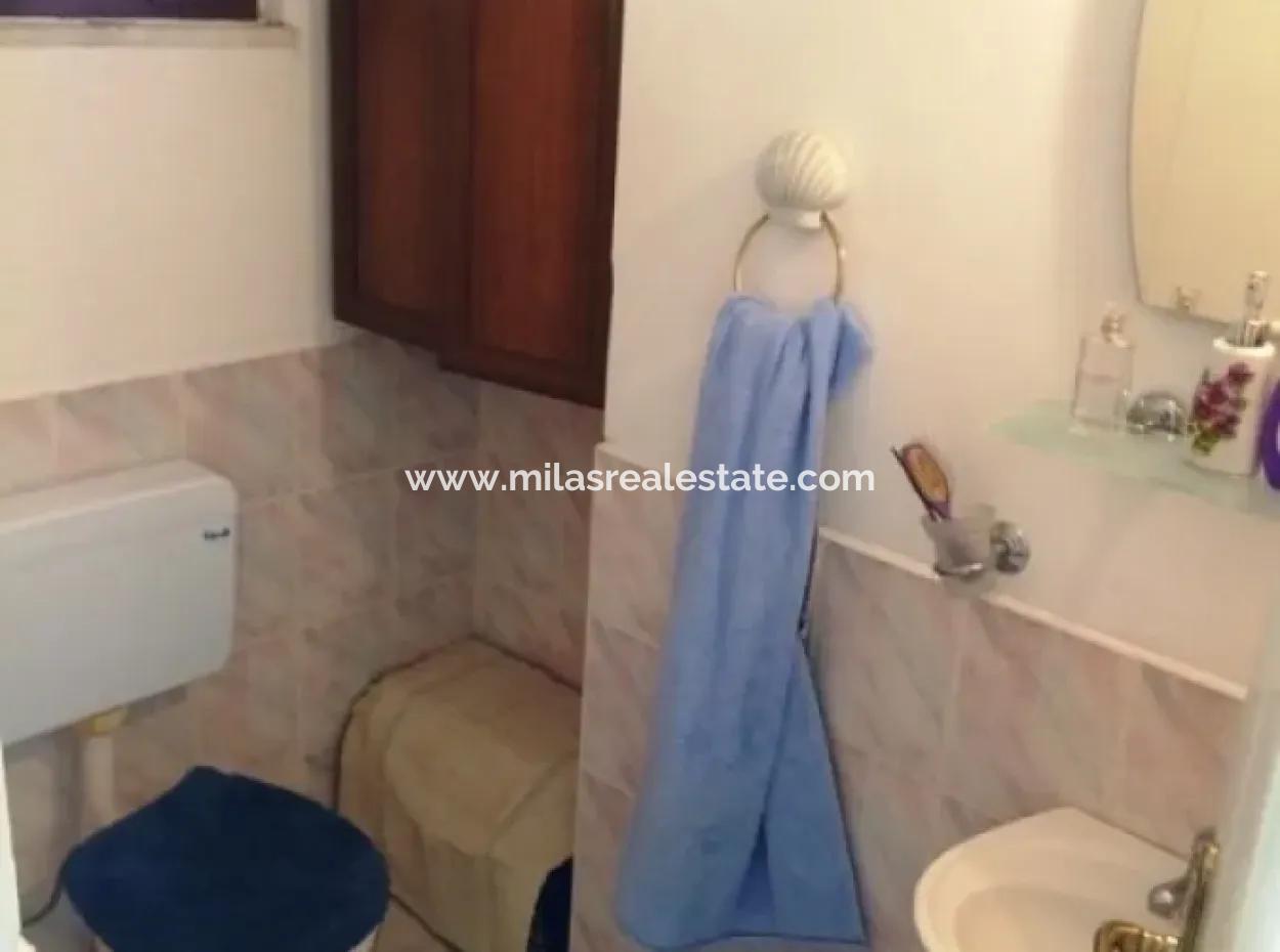 Detached Villa With A Garden For Sale In Ula Muğla District Sultanahmet Neighborhood Twin