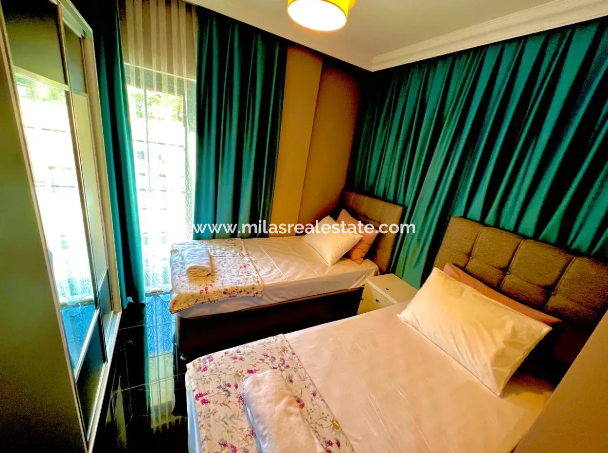 Villa For Sale In Marmaris Çetibeli With 3 Swimming Pools And Children's Pool And Caretaker House In 780M2 Plot