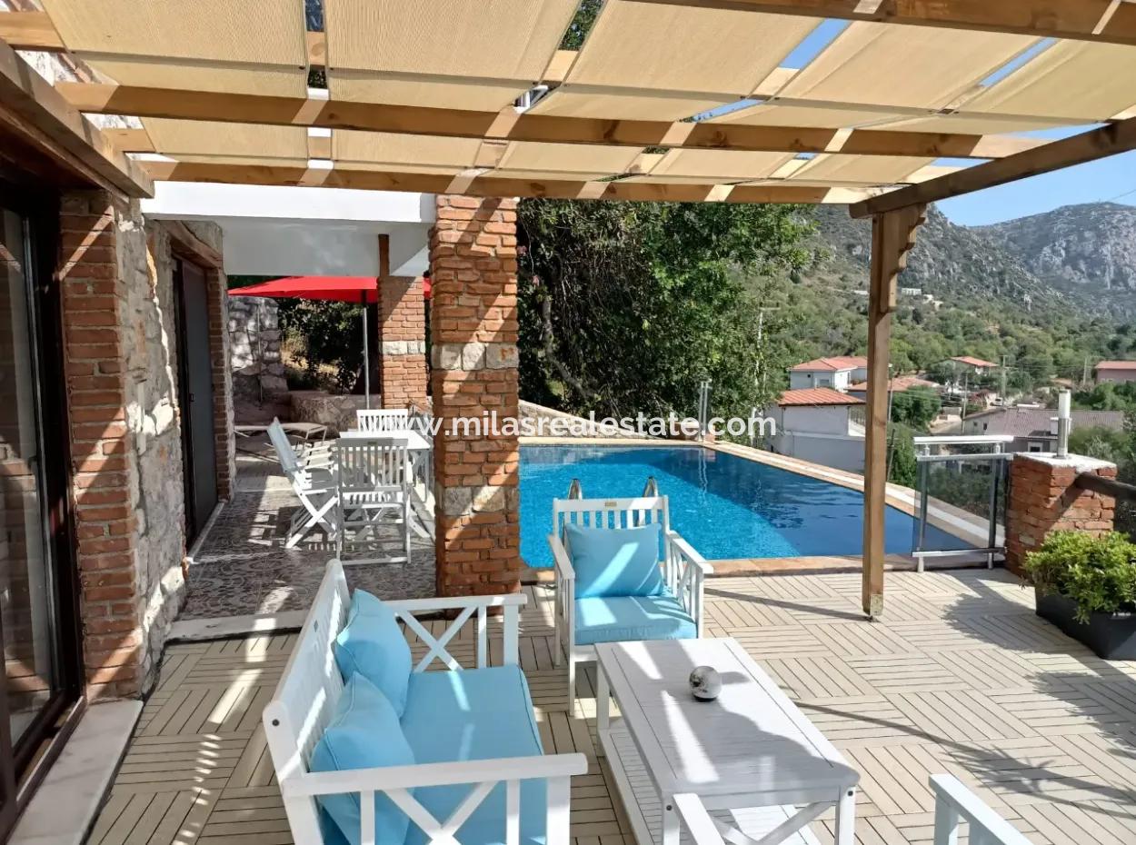 Villa For Sale In Marmaris Söğüt Village, With Magnificent Sea View, Swimming Pool, Parking, 3 Rooms, 1 Living Room, Garden, 200M2 Usage Area