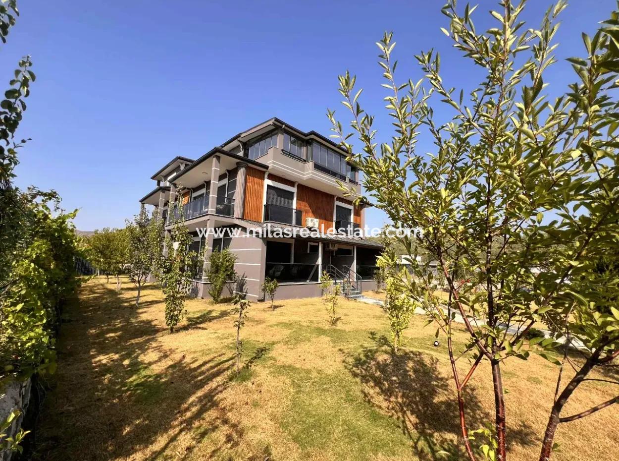 Investment Opportunity In The Hidden Paradise Of Marmaris: Luxury 5 Units Of 2 1 110M2 Apartments In 838M2 Plot Are Only 15 Km Away From Marmaris,