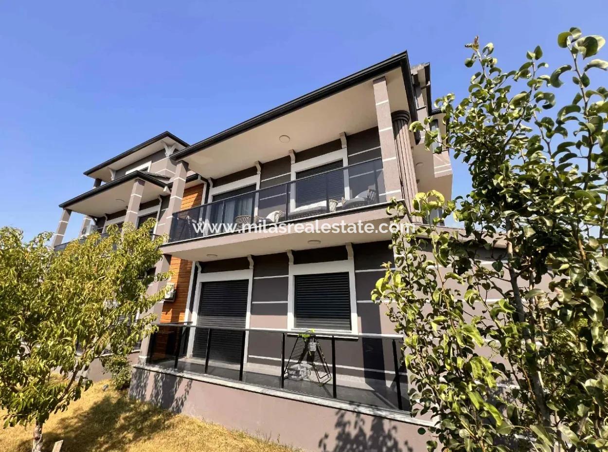 Great Portfolio! The Unique Nature Of Marmaris And Its Location Close To The Center. 5 Units Of 2 1 Fully Furnished Apartments Suitable For Corporate Rental In The Building