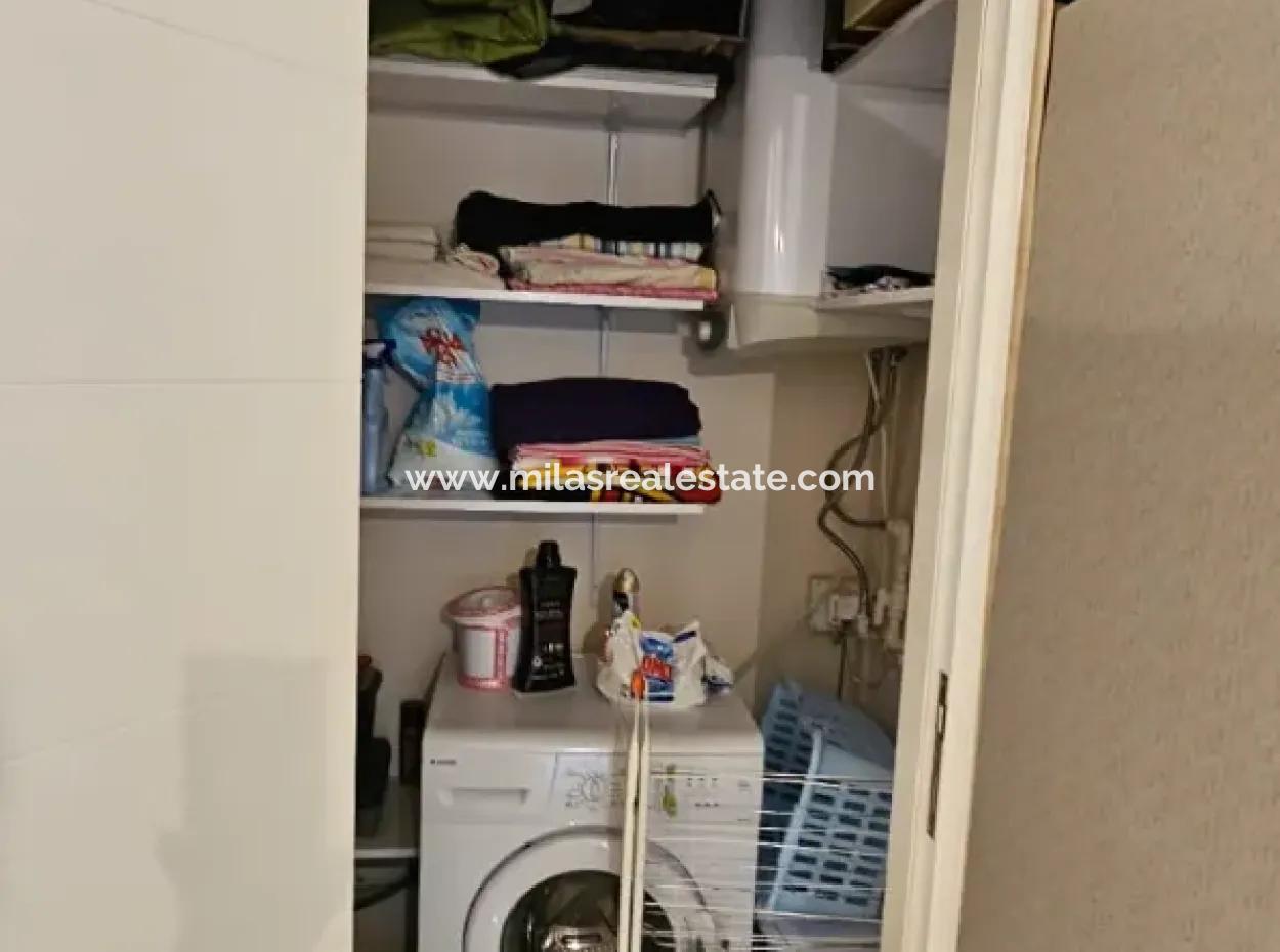 Camiavlu Neighborhood 3 1 Reverse Duplex For Sale In A Secure Site With Pool