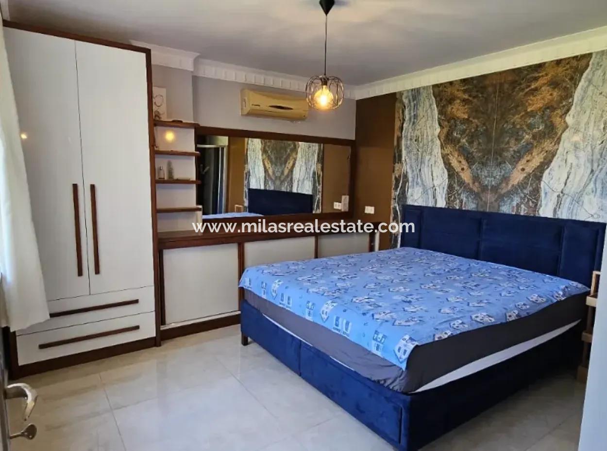 Camiavlu Neighborhood 3 1 Reverse Duplex For Sale In A Secure Site With Pool