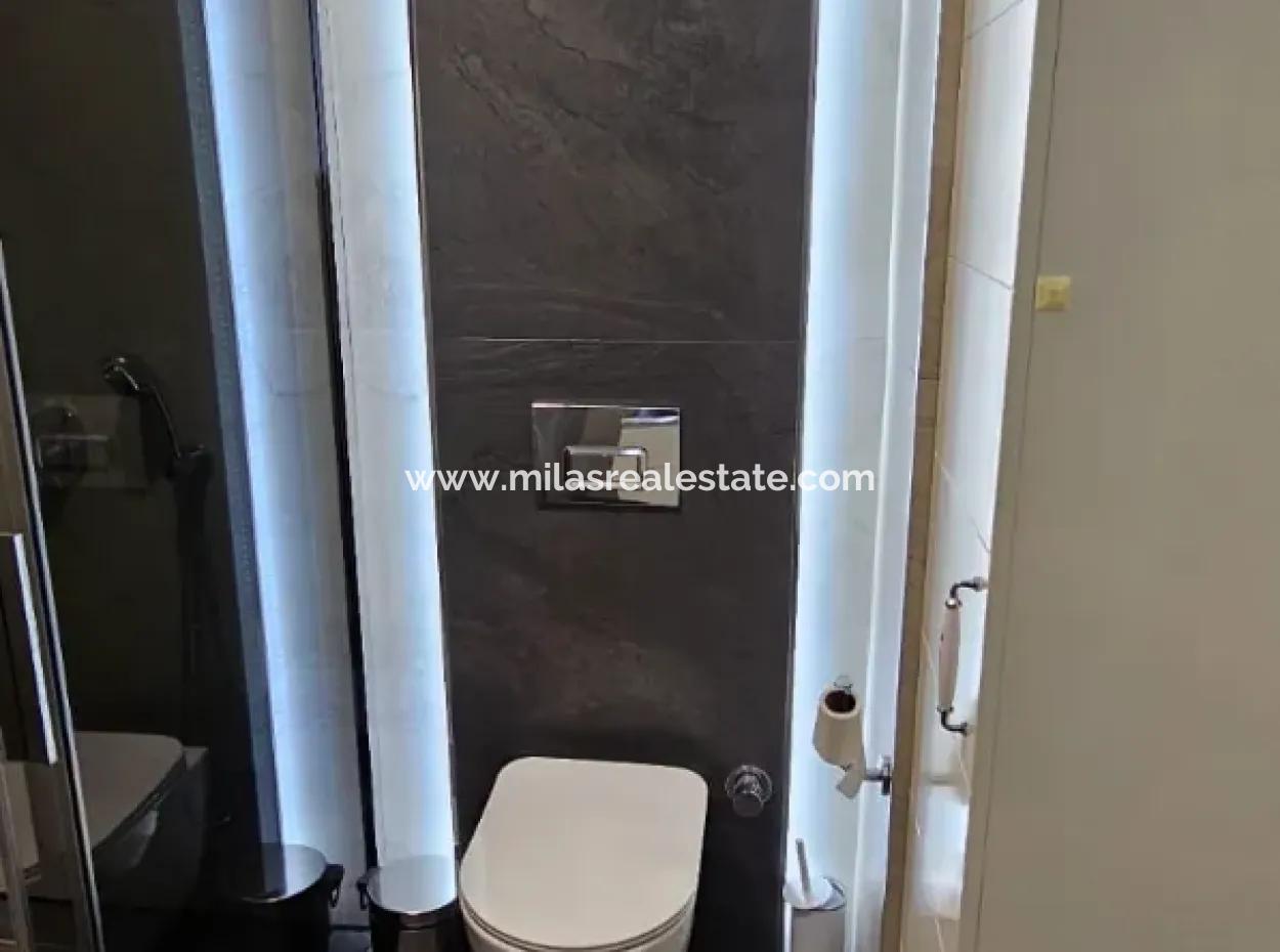 Camiavlu Neighborhood 3 1 Reverse Duplex For Sale In A Secure Site With Pool