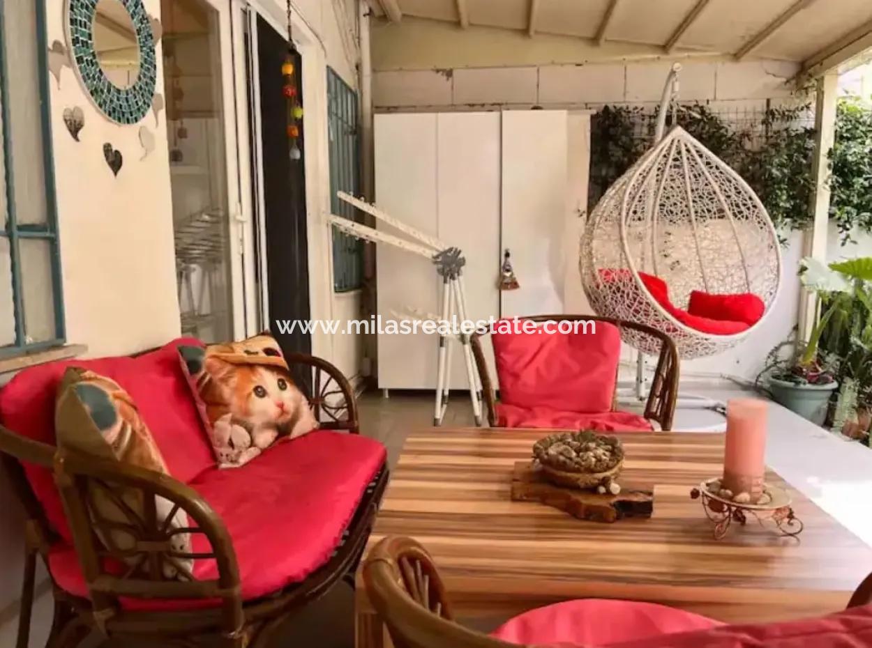 Çıldır Mahallesi 2 1 Garden Duplex Flat For Sale