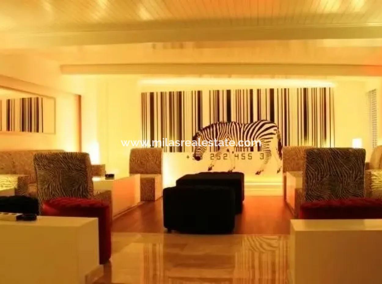 By The Sea In The Centre Of Marmaris 5 Star Hotel For Sale