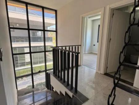 Kemeraltı Neighborhood 4 1 Detached Villa For Sale