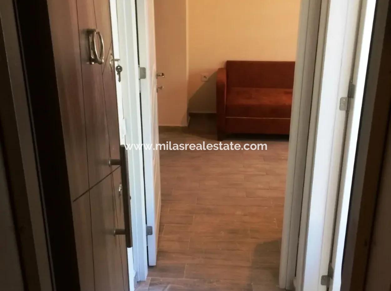 Marmaris Merkez Günlük Kiralık Yüzme Havuzlu Eşyalı Daire