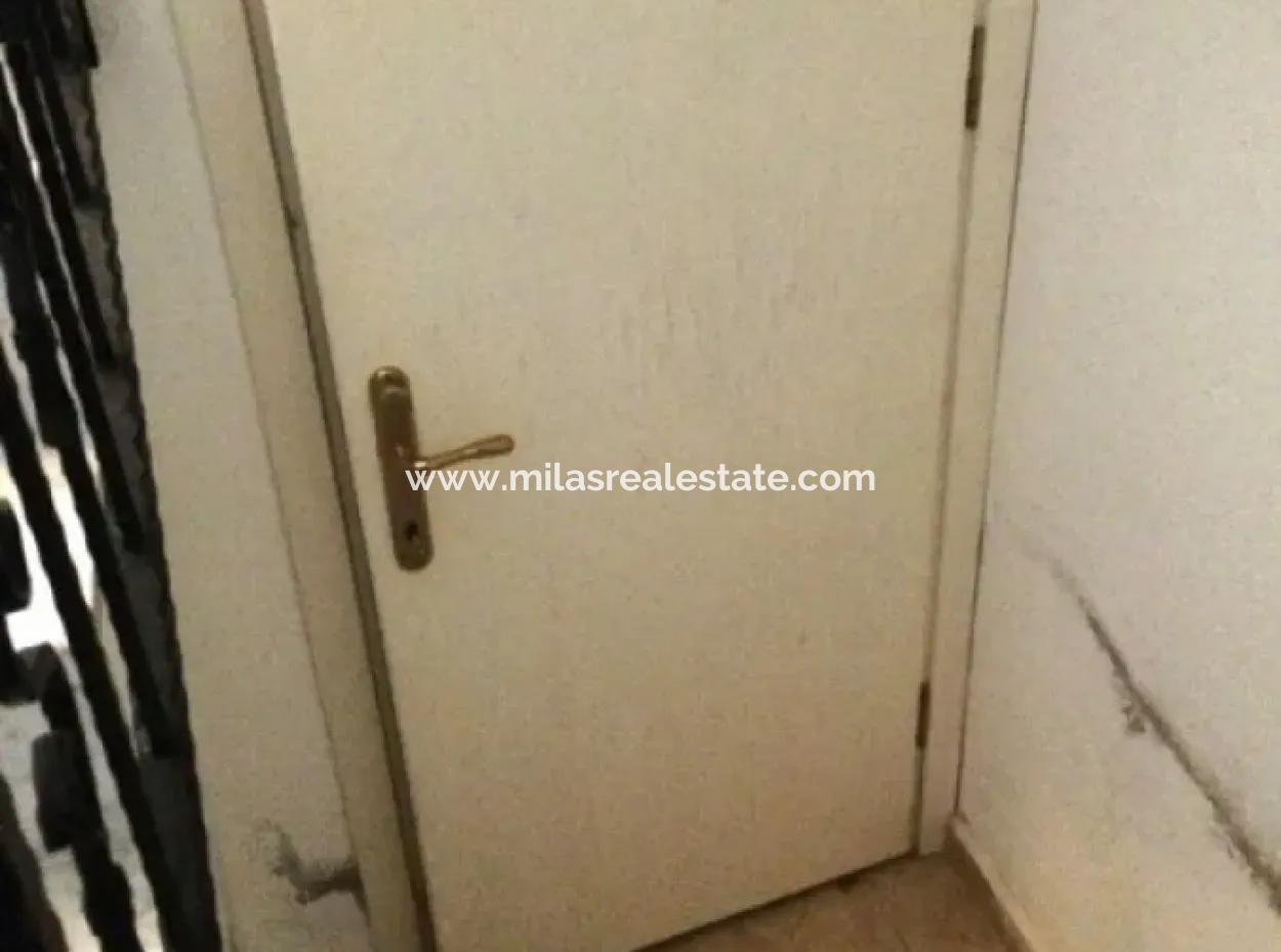 Muğla İli Ula İlçesi Ataköy Mahallesinde Satılık İkiz Müstakil Bahçeli Villa