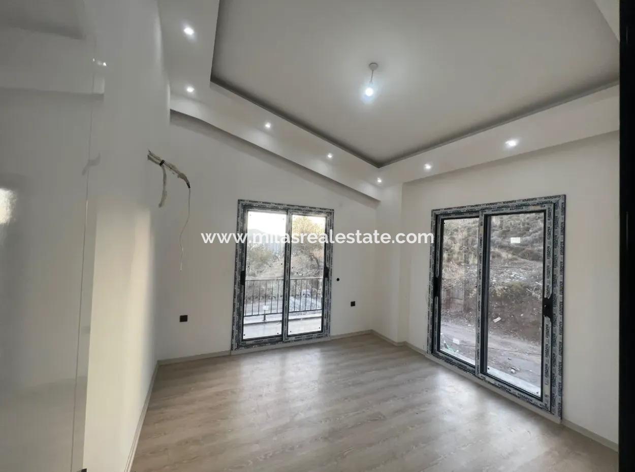 Marmaris Bozburun Mahallesinde Deniz Manzaralı 8 Odalı Satılık Butik Otel