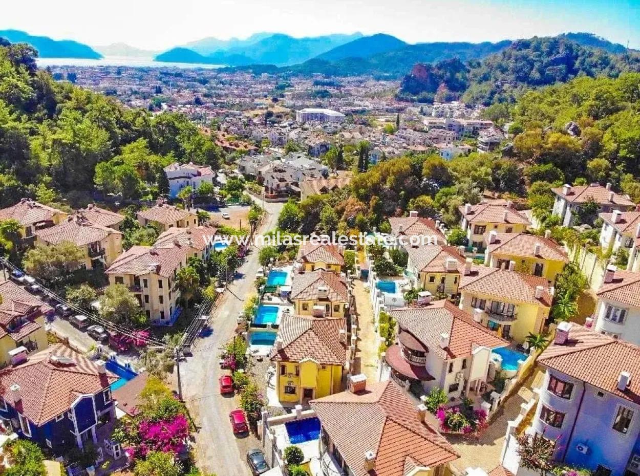 Marmaris Armutalan Mevkiinde Tam Müstakil Bahçeli Havuzlu Satılık Villa