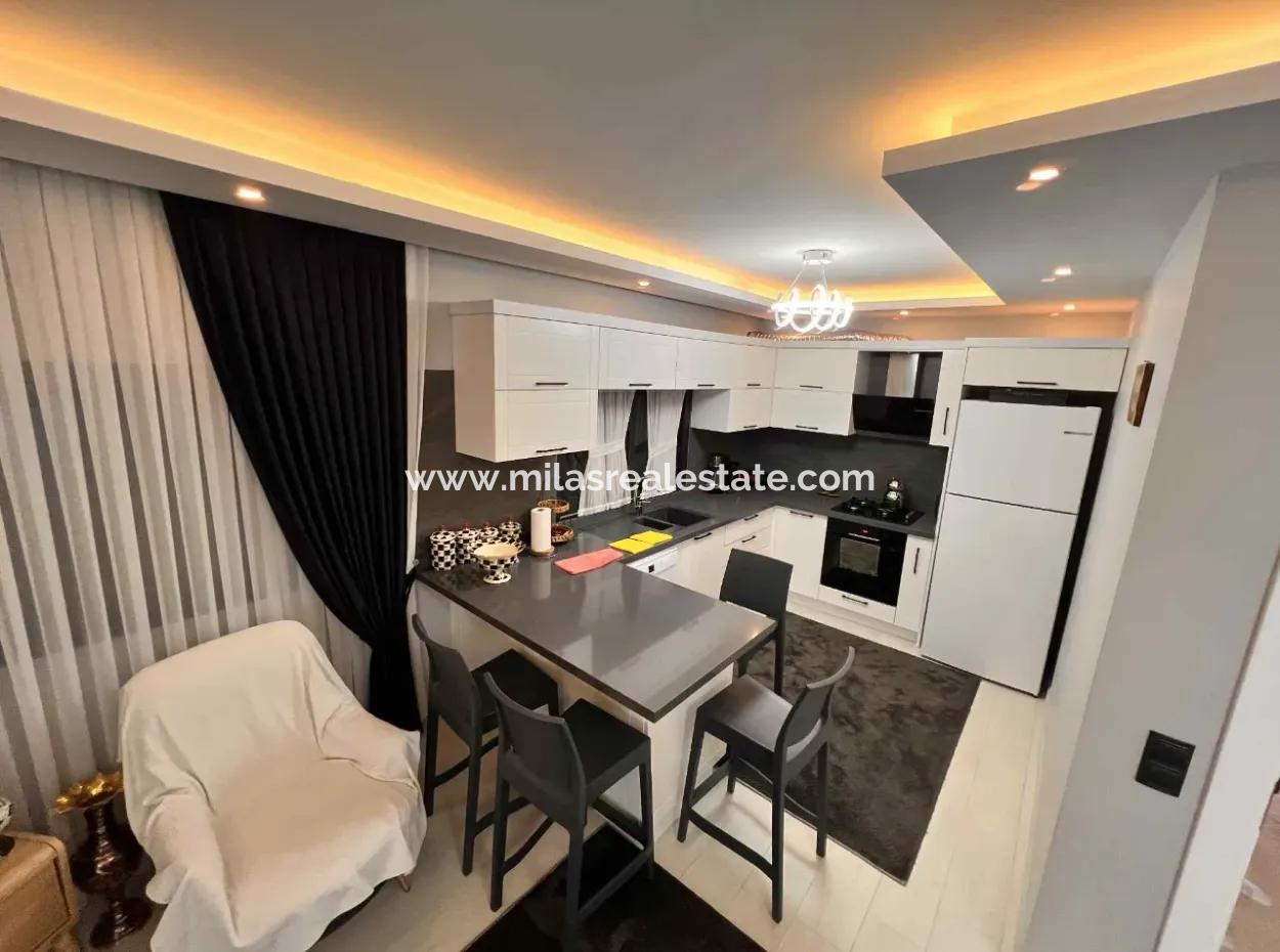 Harika Bir Portföy! Marmaris'in Eşsiz Doğası Ve Merkeze Yakın Konumu,.Komple Kiralık Kurumsala Uygun 5 Adet 2+1 Full Eşyalı Daire Mevcut Bina