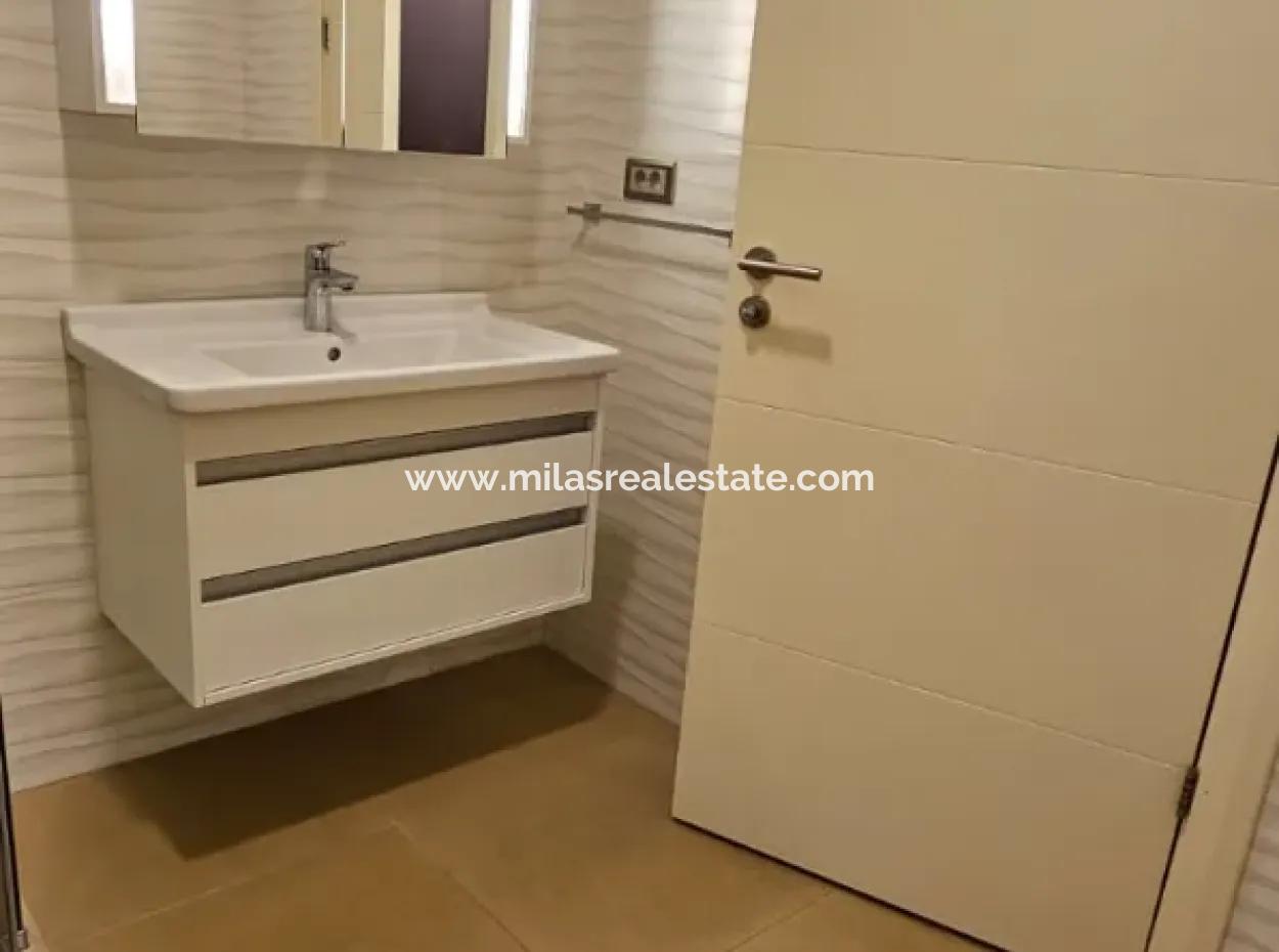 Siteler Mahallesi Denize Sıfır 2+1 Kiralık Daire