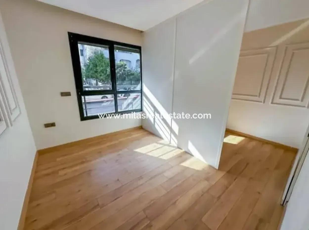 Çıldır Mahallesi 2+1 Yüksek Giriş Otoparklı  1 Yaşında Satılık Daire