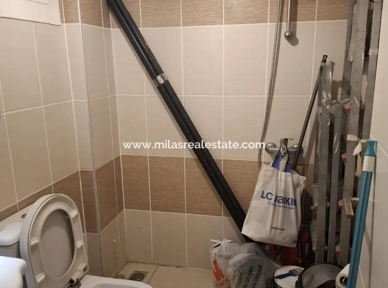 Armutalan Mahallesi Satılık 3÷1 Müstakil Tripleks Ev