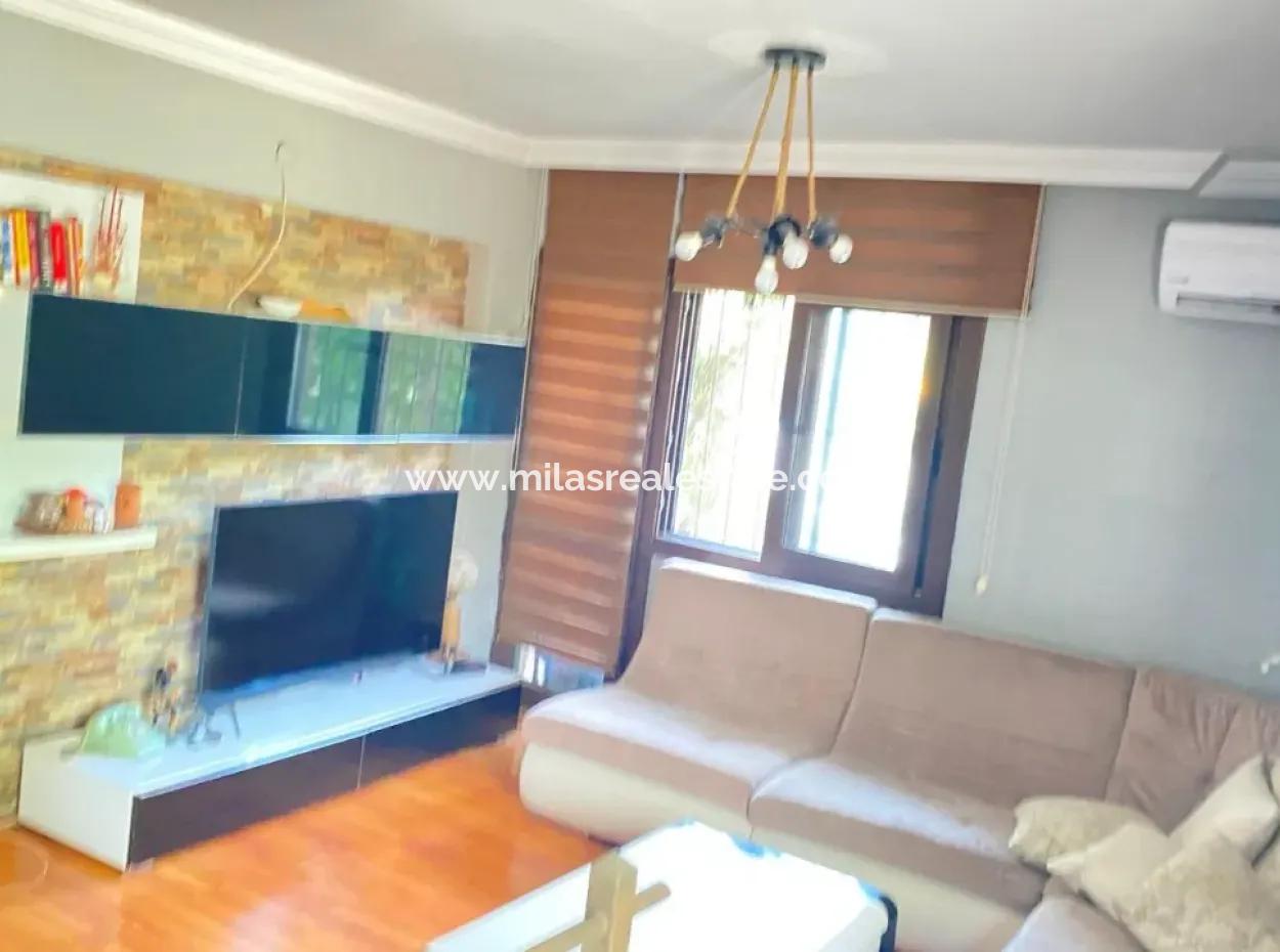 Çamdibi Mahallesi 3+1 Giriş Katı Satılık Dalre