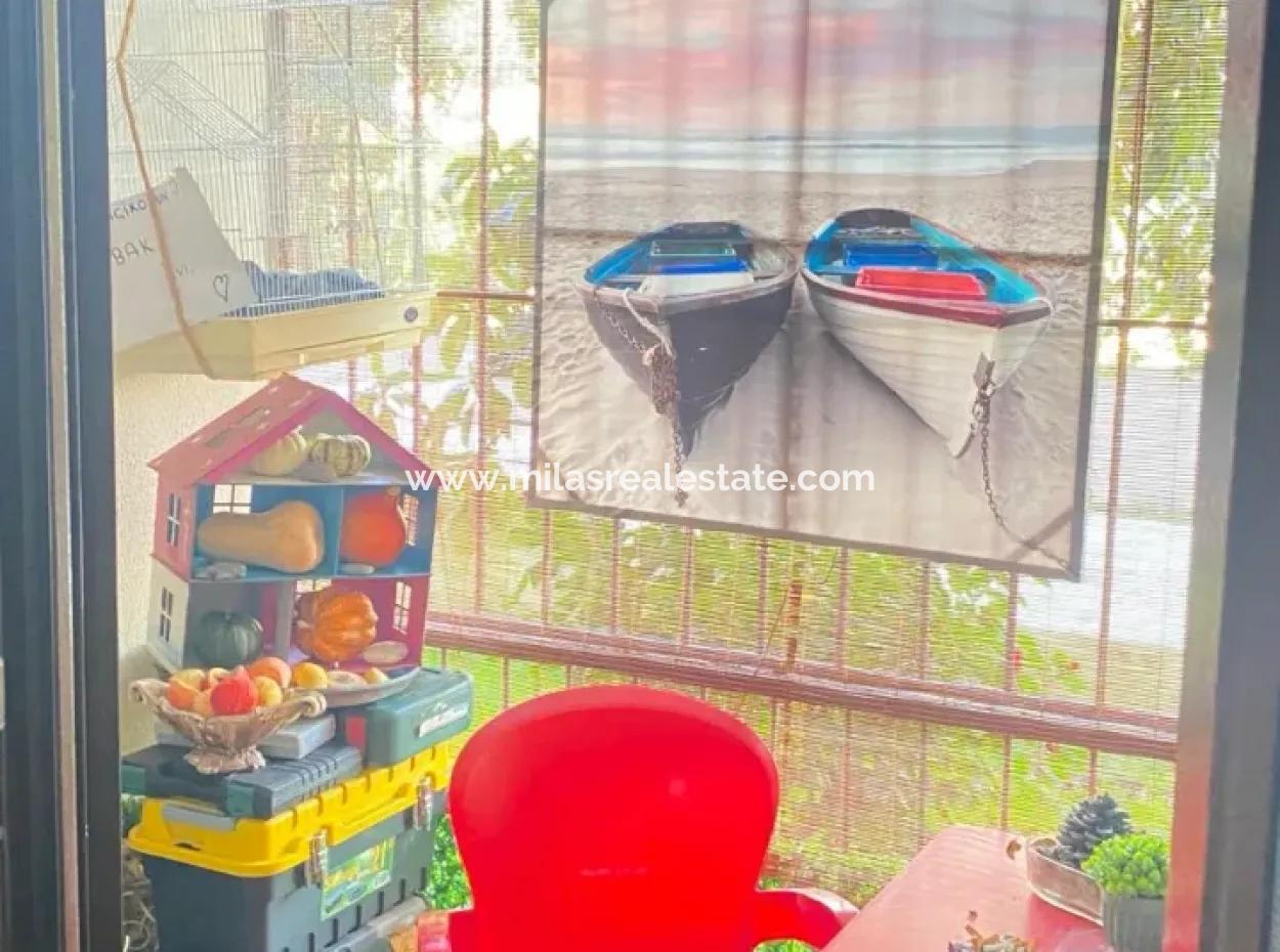 Çamdibi Mahallesi 3+1 Giriş Katı Satılık Dalre