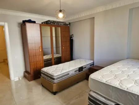 Camiavlu Mahallesi Havuzlu Güvenlikli Sitede 3+1 Satılık Ters Dubleks