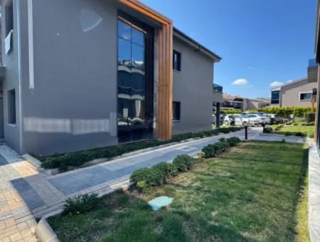 Kemeraltı Mahallesi 4+1 Satılık Müstakil Villa